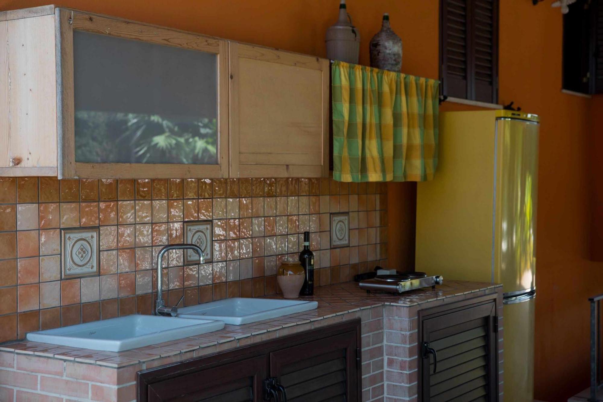 Villa Claudia By Vivimy Parabita Exterior foto