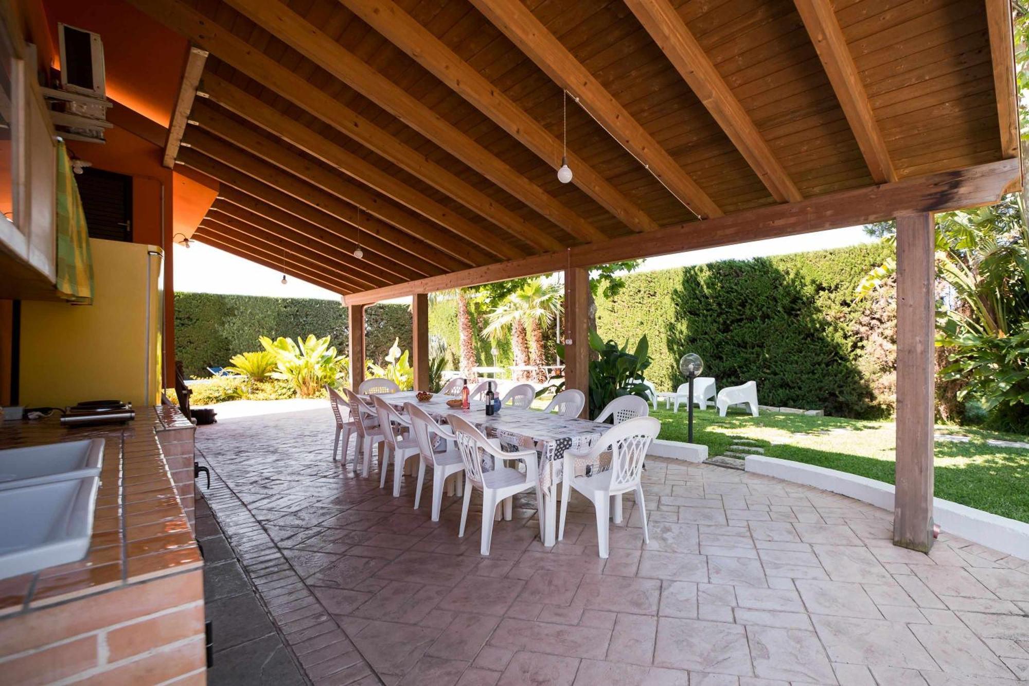 Villa Claudia By Vivimy Parabita Exterior foto
